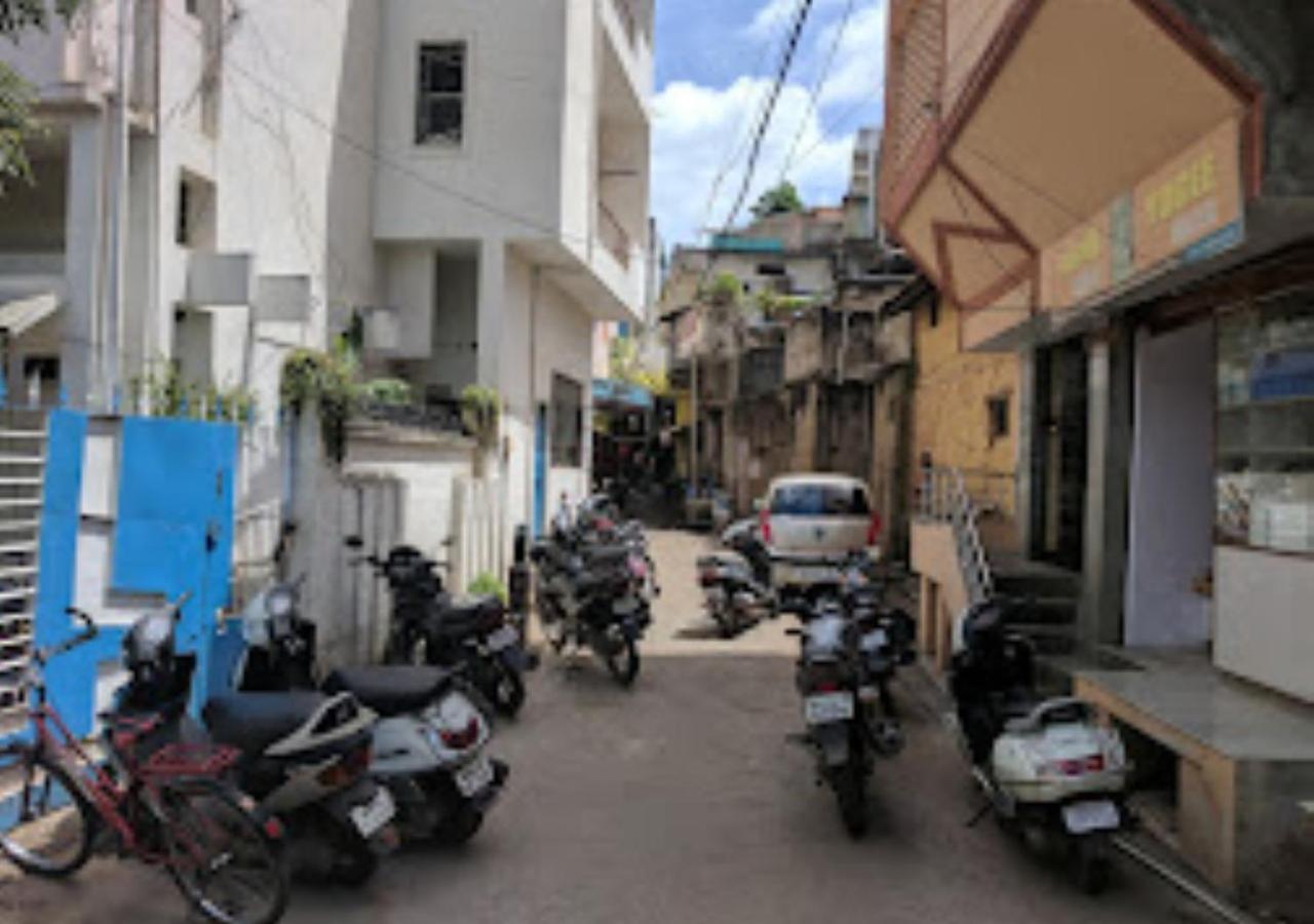 Hotel Mayur Restaurant Chandrapur Exterior foto
